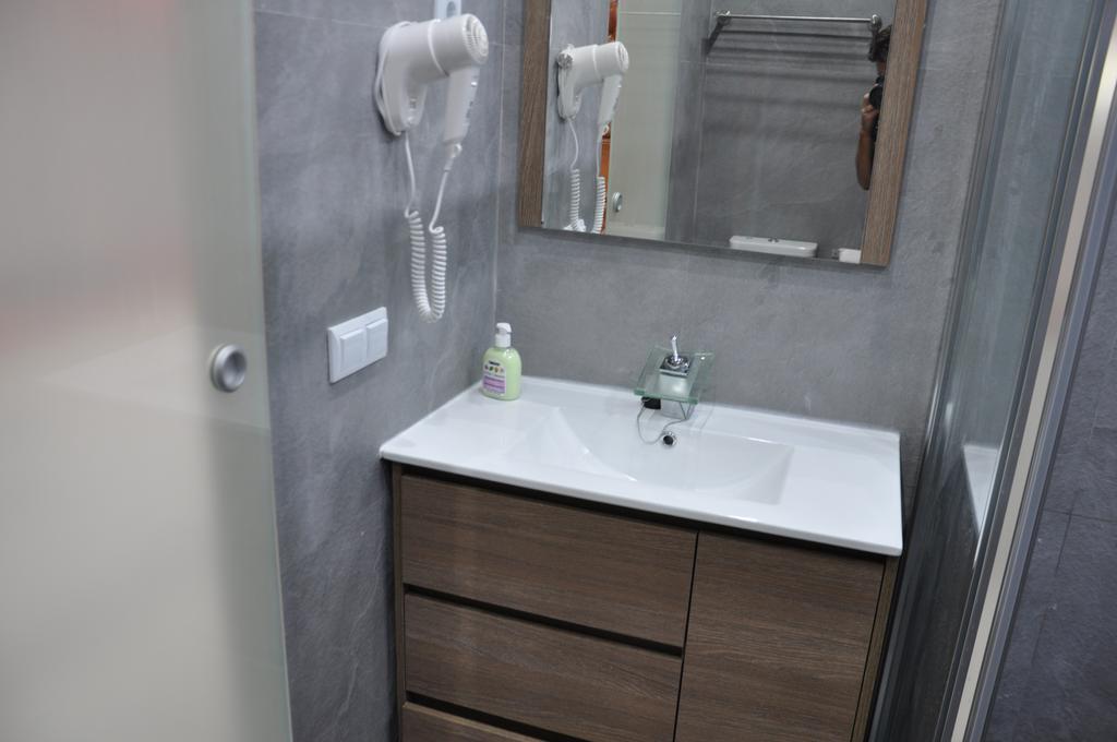 Studio Sea View Terrace ตอร์เรโมลิโนส ภายนอก รูปภาพ